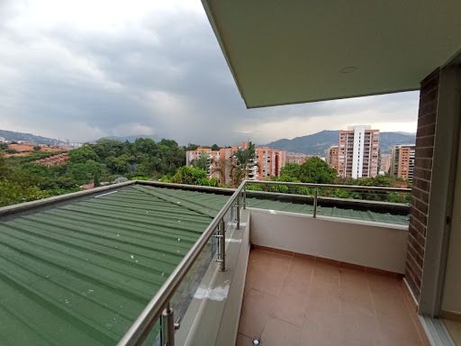Apartamento en arriendo Antioquia Envigado Zúñiga 140 m2 Habitaciones 3 Baños 3 Garajes 1 Precio $4500000