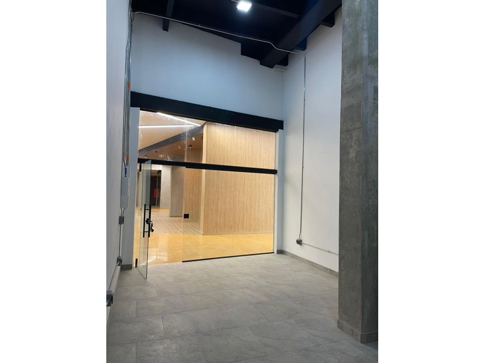 Local en arriendo o venta Antioquia Medellín Guayaquil 23 m2 Habitaciones 0 Baños 0 Garajes 0 Precio venta $500000000 Precio arriendo $3800000