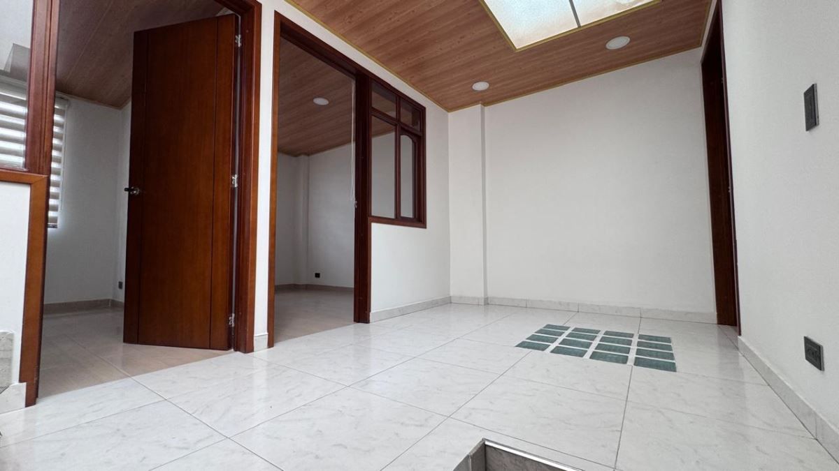 Apartamento en arriendo Cundinamarca Bogotá Fátima 120 m2 Habitaciones 4 Baños 2 Garajes 1 Precio $2200000