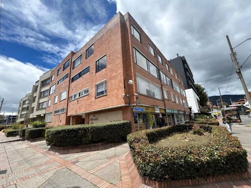 Apartamento en arriendo Cundinamarca Bogotá Santa Barbara Occidental 140 m2 Habitaciones 4 Baños 3 Garajes 1 Precio $5000000