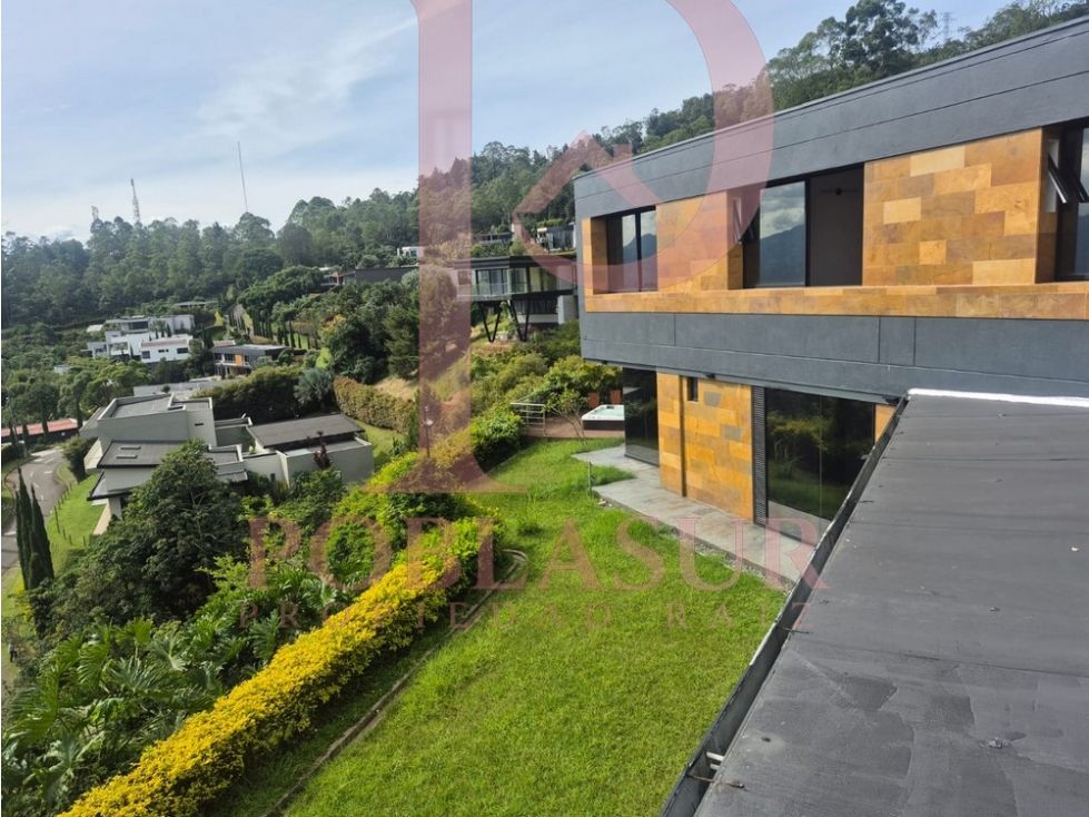 Casa Campestre en arriendo Antioquia Medellín Los Balsos No1 250 m2 Habitaciones 4 Baños 8 Garajes 9 Precio $34000000