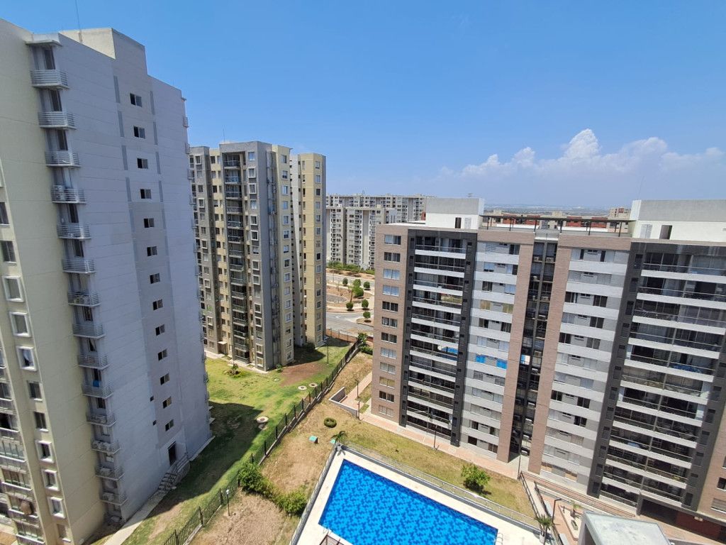 Apartamento en arriendo Atlántico Barranquilla Cr Esmeralda 76 m2 Habitaciones 3 Baños 2 Garajes 0 Precio $1900000