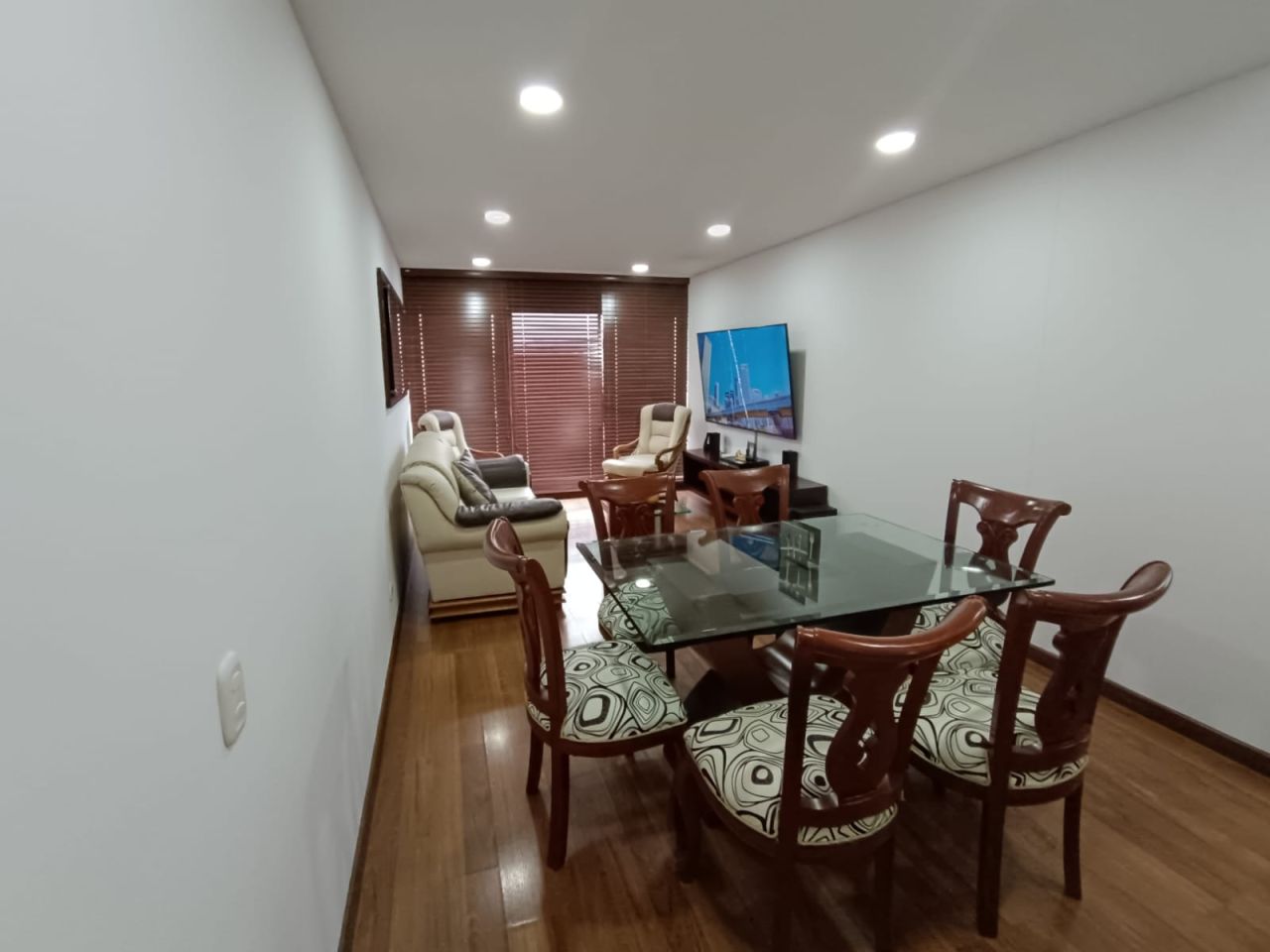 Apartamento en arriendo Cundinamarca Bogotá Ciudad Salitre Sur-oriental 89 m2 Habitaciones 3 Baños 2 Garajes 1 Precio $4600000