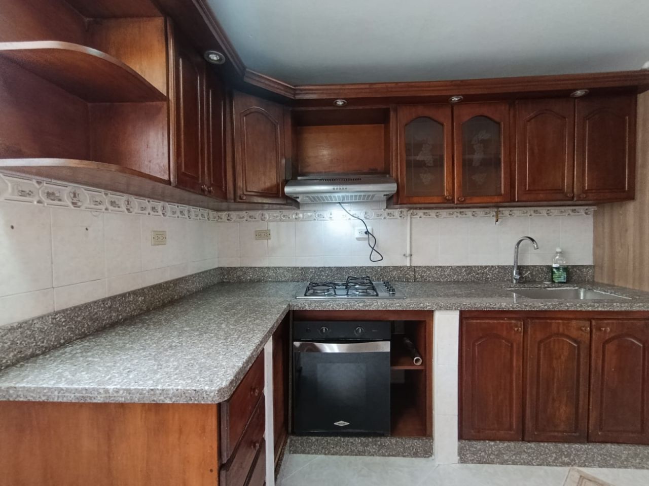 Casa en arriendo Antioquia Bello La Gran Avenida 97 m2 Habitaciones 4 Baños 2 Garajes 1 Precio $2800000