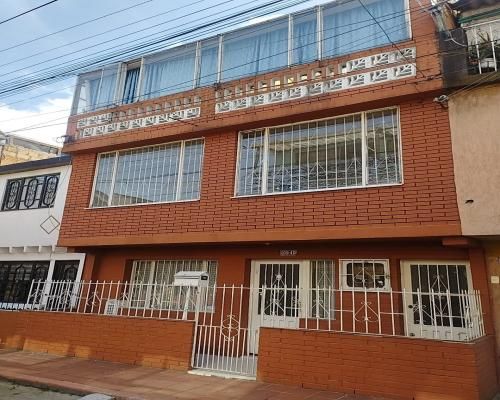 Casa en venta Cundinamarca Bogotá Garces Navas 172 m2 Habitaciones 6 Baños 3 Garajes 0 Precio $395000000
