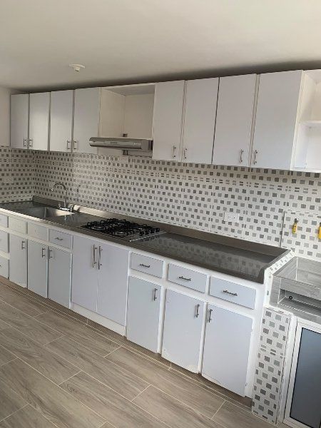 Apartamento en arriendo Antioquia Medellín Las Playas 82 m2 Habitaciones 4 Baños 2 Garajes 0 Precio $2600032