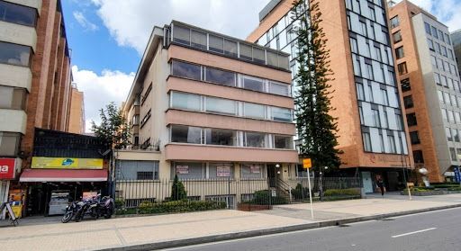 Apartamento en arriendo Cundinamarca Bogotá Santa Bibiana 135 m2 Habitaciones 3 Baños 2 Garajes 2 Precio $5918000
