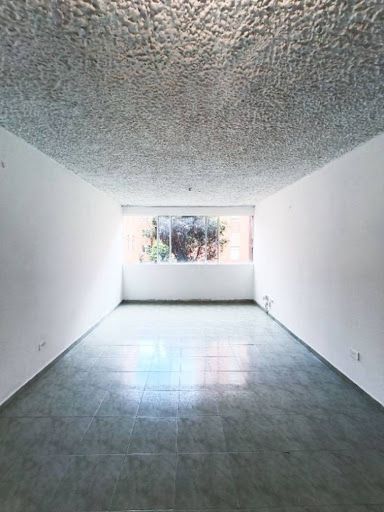Apartamento en arriendo Cundinamarca Bogotá Los Naranjos 40 m2 Habitaciones 3 Baños 1 Garajes 1 Precio $1832600