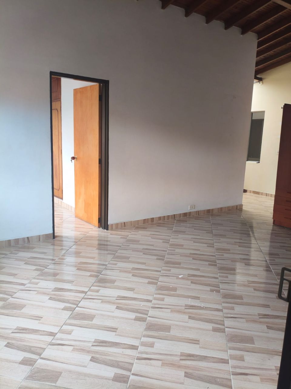 Casa en arriendo Antioquia Medellín Belen 85 m2 Habitaciones 4 Baños 2 Garajes 0 Precio $2000000