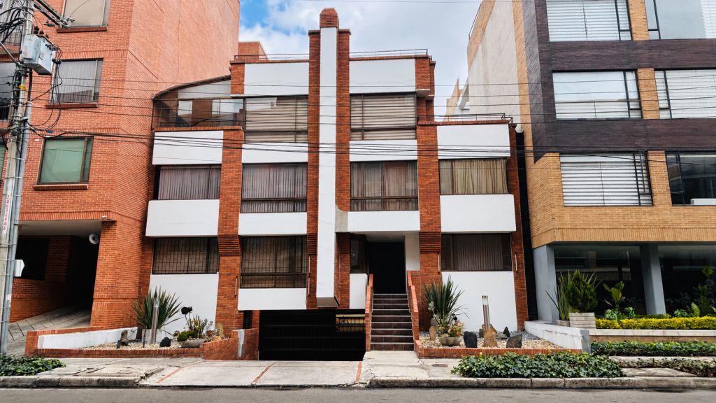 Apartamento en venta Cundinamarca Bogotá Santa Barbara Central 55 m2 Habitaciones 1 Baños 2 Garajes 1 Precio $500000000