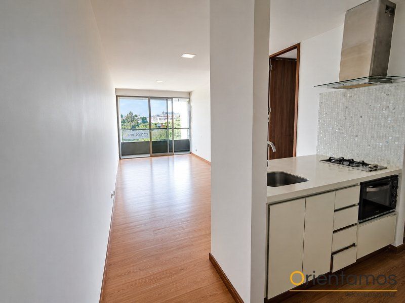 Apartaestudio en arriendo Antioquia Medellín Los Naranjos 56 m2 Habitaciones 1 Baños 2 Garajes 1 Precio $4000000
