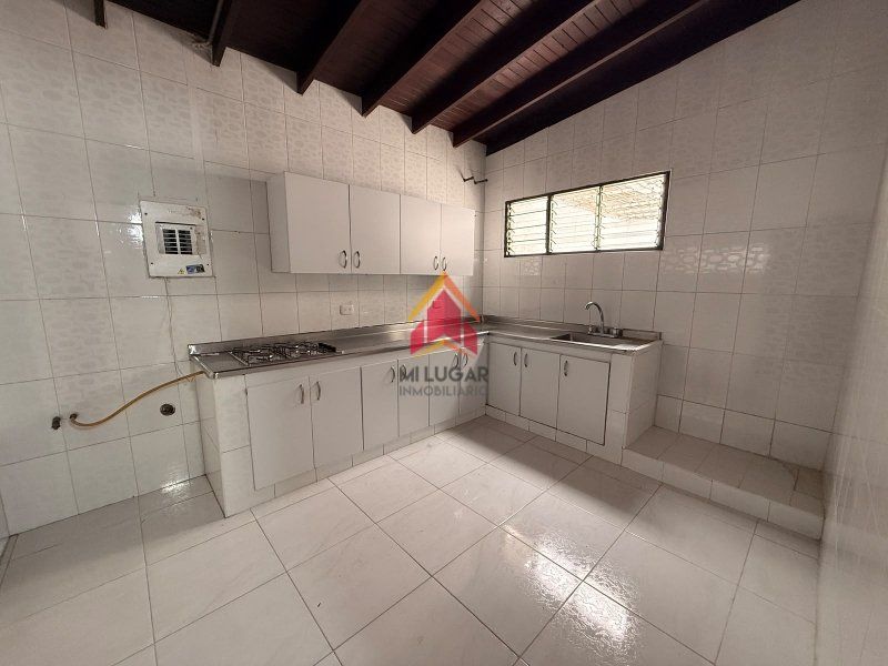Casa en arriendo Antioquia Medellín Santa Fe 160 m2 Habitaciones 3 Baños 2 Garajes 0 Precio $3200000