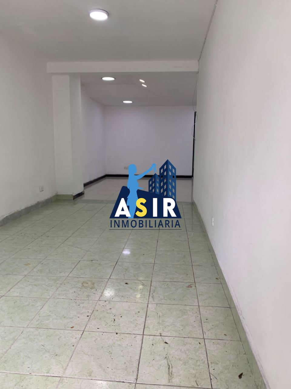 Local en arriendo Antioquia Medellín Los Colores 57 m2 Habitaciones 0 Baños 0 Garajes 0 Precio $3000000