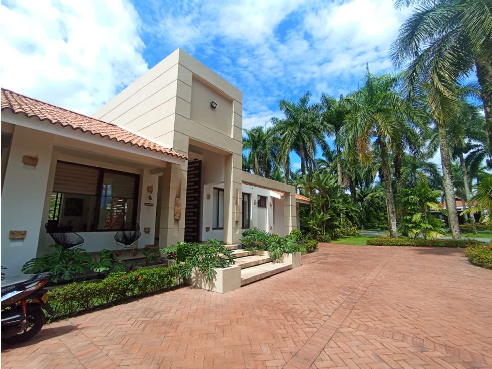 Casa Campestre en venta Meta Villavicencio Asd 600 m2 Habitaciones 5 Baños 5 Garajes 3 Precio $3200000000