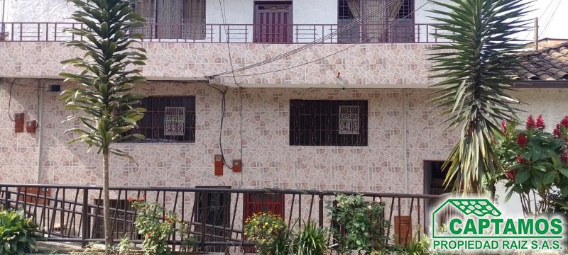 Casa en arriendo Antioquia Medellín Villanueva 110 m2 Habitaciones 3 Baños 1 Garajes 0 Precio $1200000