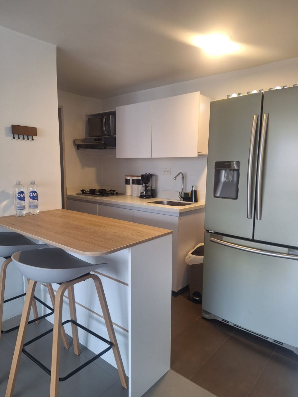 Apartamento en arriendo o venta Antioquia Medellín La Floresta 53 m2 Habitaciones 2 Baños 2 Garajes 0 Precio venta $410000000 Precio arriendo $2400000