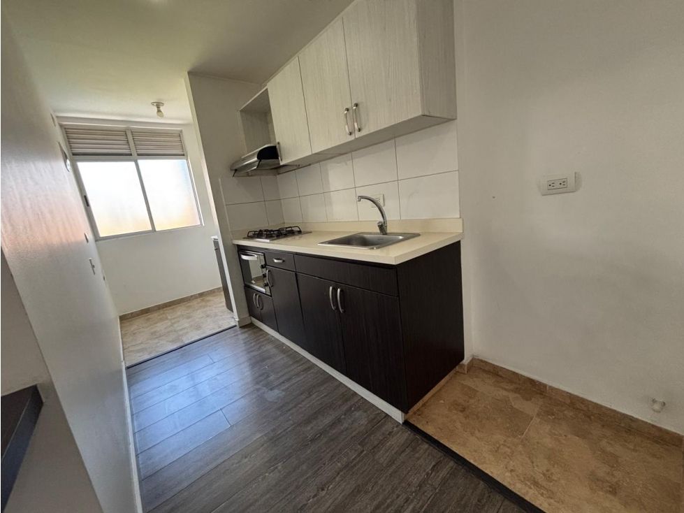 Apartamento en venta Antioquia Itagüí Cr Rivera De Suramerica 100 m2 Habitaciones 3 Baños 2 Garajes 1 Precio $570000000