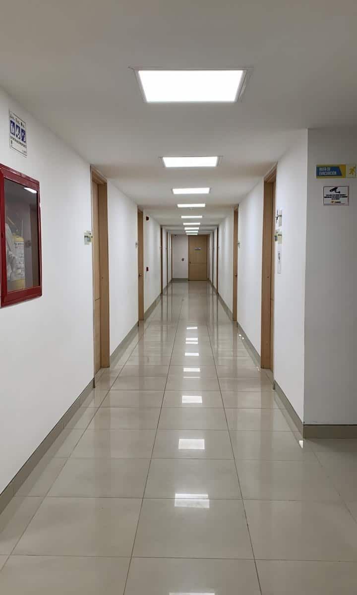 Oficina en arriendo o venta Bolívar Cartagena Cartagena 48 m2 Habitaciones 0 Baños 1 Garajes 1 Precio venta $300000000 Precio arriendo $2792000