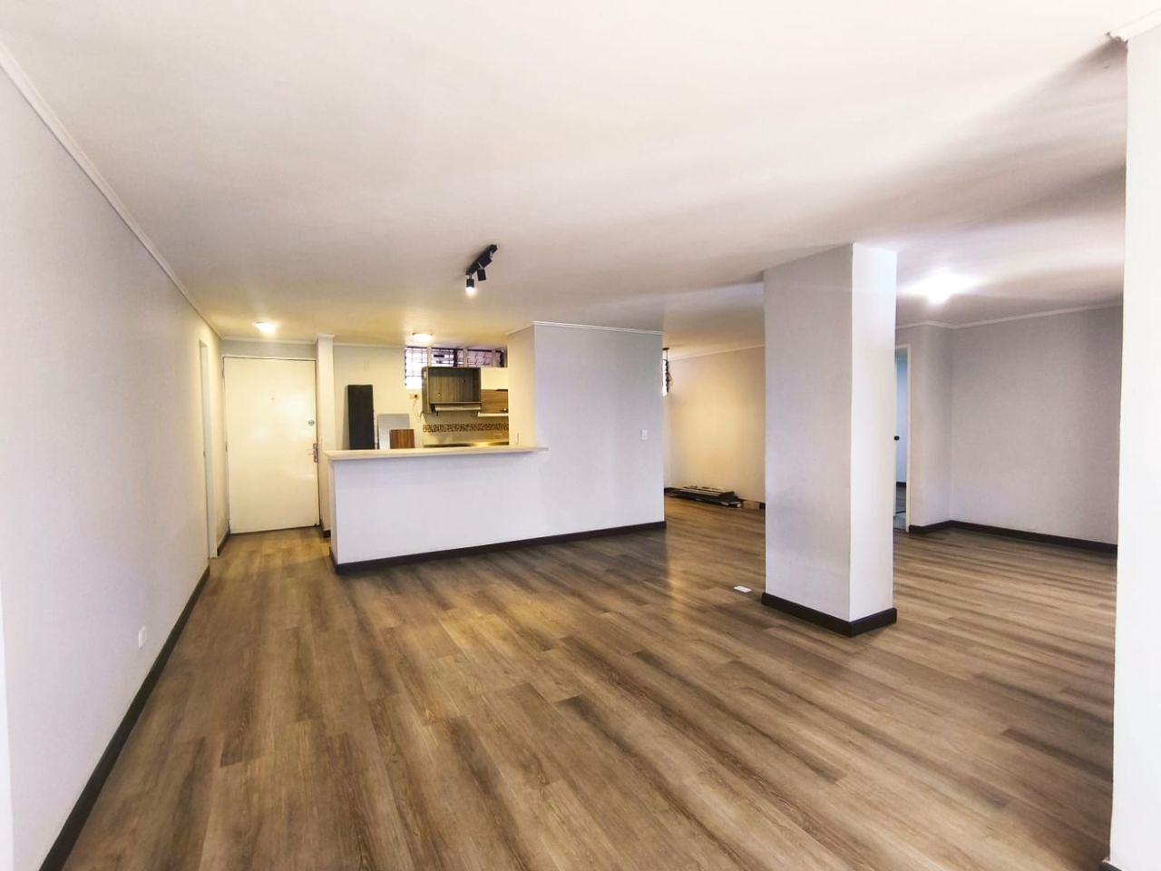 Apartaestudio en arriendo Antioquia Medellín Alejandria 98 m2 Habitaciones 1 Baños 2 Garajes 0 Precio $4500000