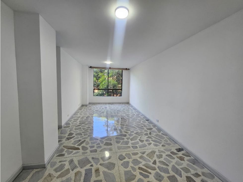 Apartamento en arriendo Antioquia Medellín Urbanizacion Quintas Del Sol De La Mota 84 m2 Habitaciones 3 Baños 2 Garajes 1 Precio $3250000