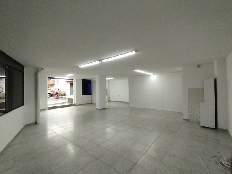 Local en arriendo Antioquia Medellín Florida Nueva 84 m2 Habitaciones 0 Baños 2 Garajes 0 Precio $3500000
