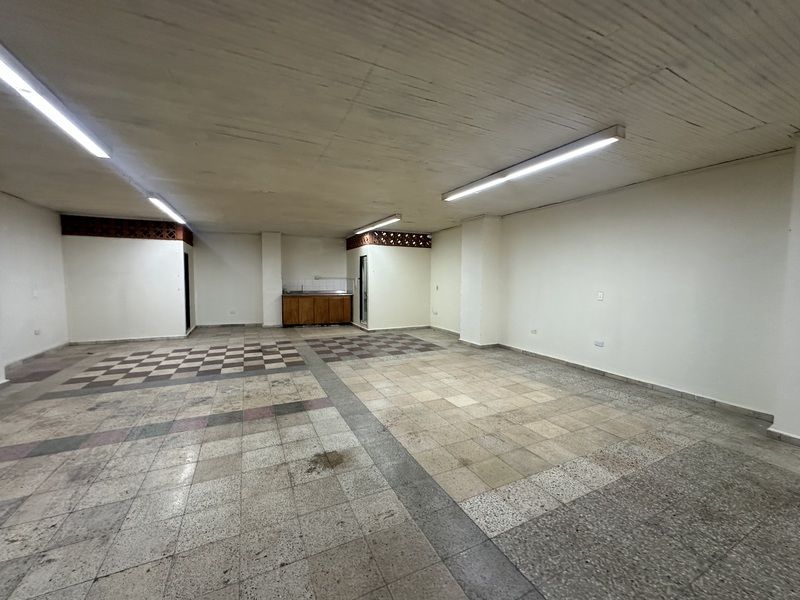 Local en arriendo Antioquia Bello Espíritu Santo 180 m2 Habitaciones 0 Baños 2 Garajes 0 Precio $3500000
