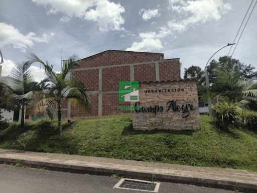 Casa en arriendo Antioquia La Ceja Payuco 130 m2 Habitaciones 3 Baños 3 Garajes 1 Precio $2500000
