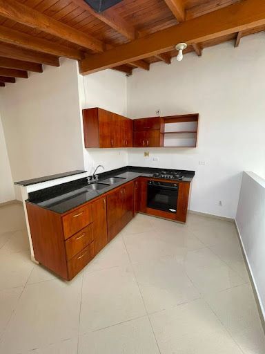 Casa en arriendo Antioquia Medellín Los Colores 115 m2 Habitaciones 3 Baños 3 Garajes 1 Precio $3400000
