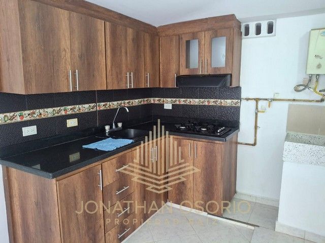 Apartamento en arriendo Antioquia Medellín Altos De Calasanz 55 m2 Habitaciones 2 Baños 2 Garajes 1 Precio $1950000