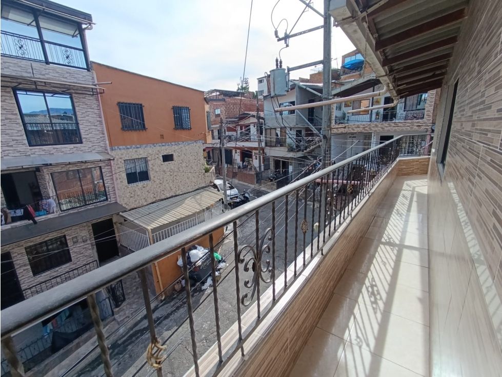 Apartamento en arriendo Antioquia Medellín El Diamante 88 m2 Habitaciones 3 Baños 1 Garajes 0 Precio $1800000