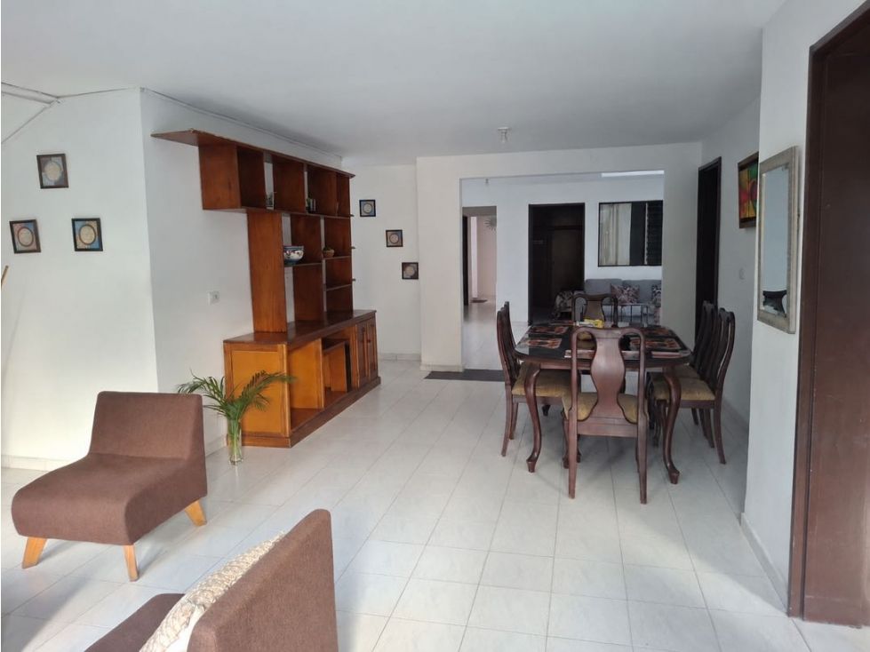 Casa en arriendo Antioquia Medellín Simon Bolivar 220 m2 Habitaciones 5 Baños 4 Garajes 1 Precio $4600000