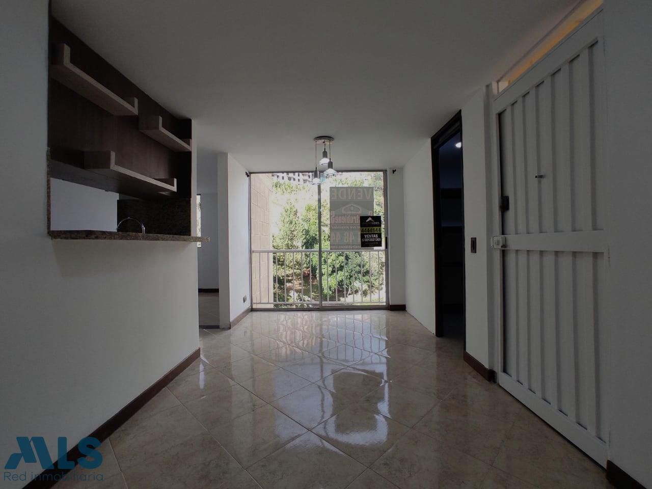 Inmuebles en Remate Apartamento en venta Antioquia Medellín La Colina 84 m2 Habitaciones 3 Baños 2 Garajes 0 Precio $310000000