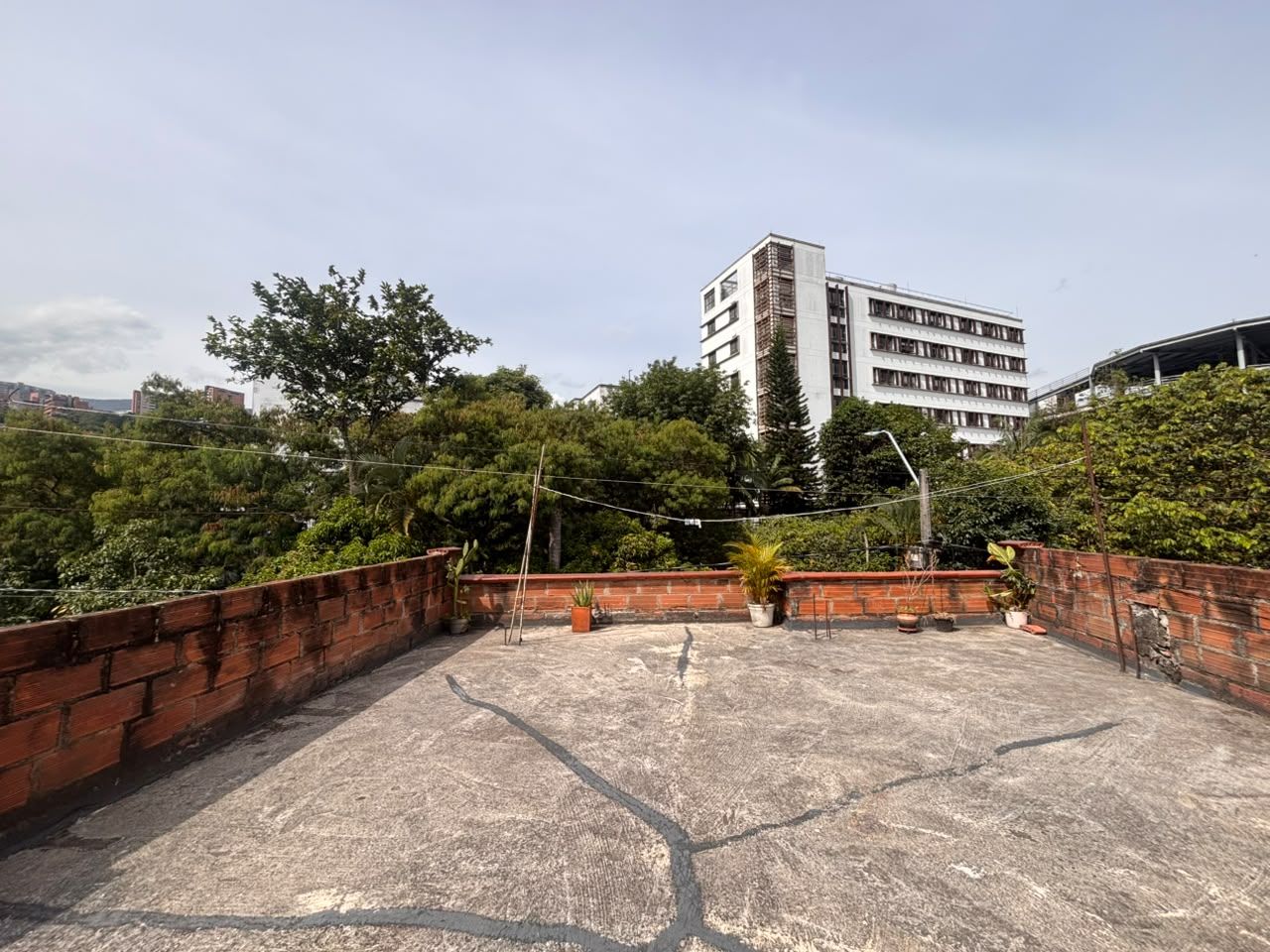 Apartamento en arriendo Antioquia Envigado La Sebastiana 60 m2 Habitaciones 2 Baños 1 Garajes 0 Precio $1600000