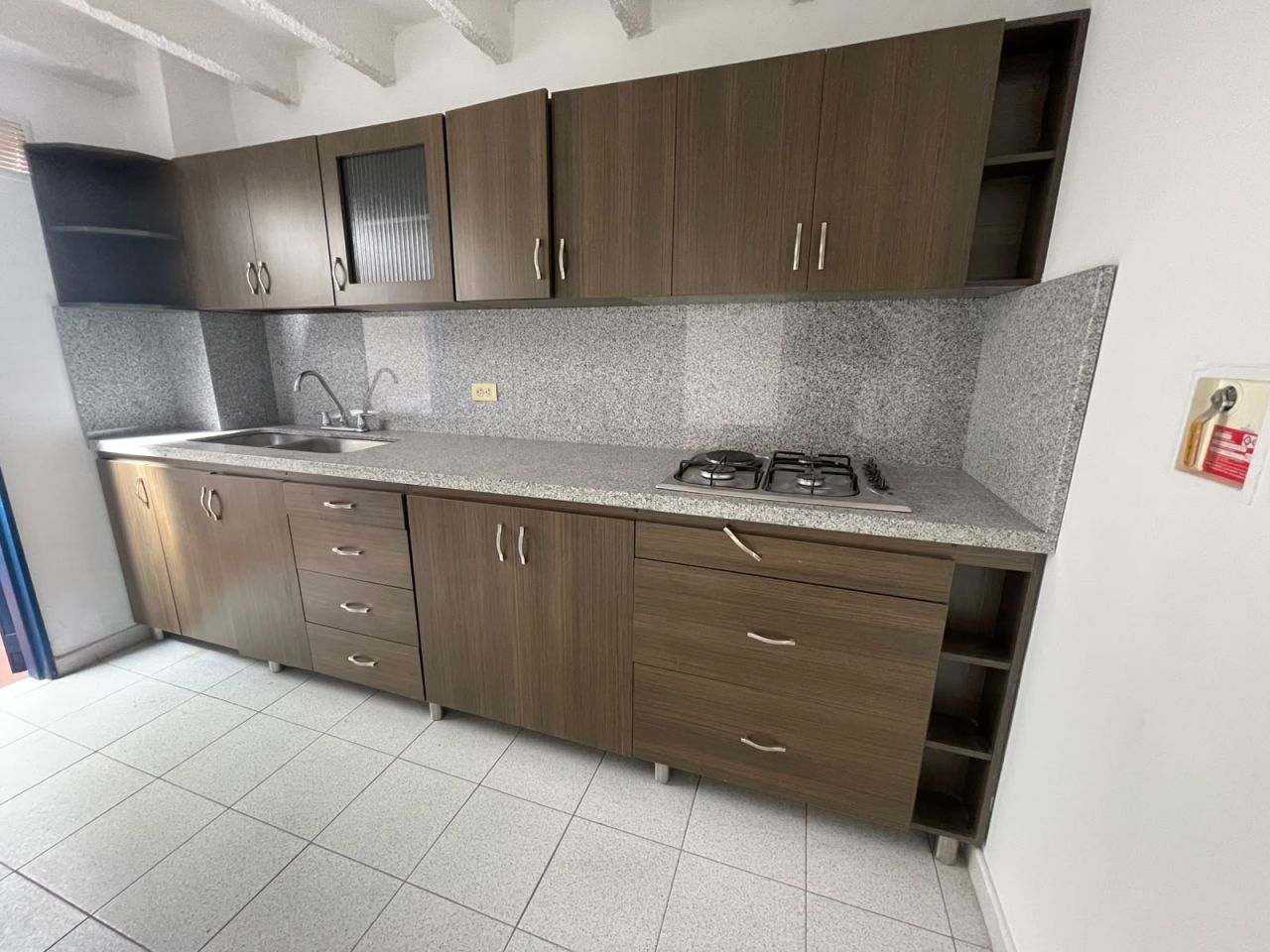 Casa en arriendo Antioquia Medellín La Gloria 130 m2 Habitaciones 4 Baños 2 Garajes 0 Precio $3500000