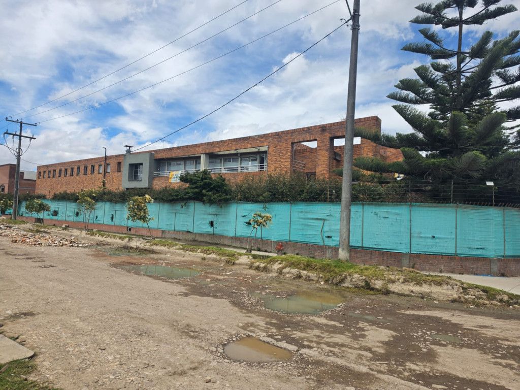 Bodega en venta Cundinamarca Bogotá Hb 2792 m2 Habitaciones 0 Baños 4 Garajes 0 Precio $13867655000
