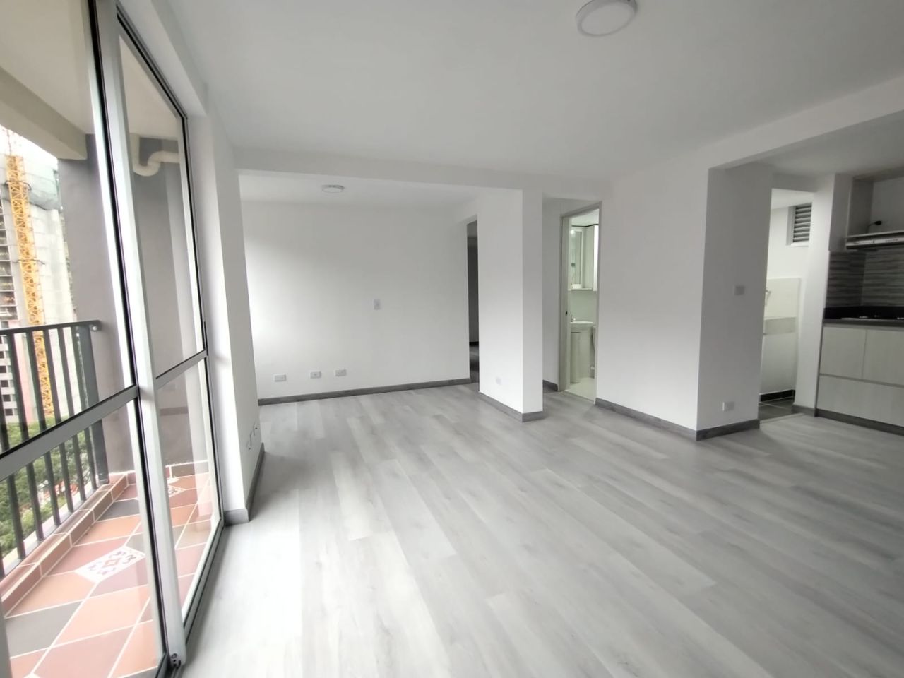 Apartamento en arriendo Antioquia Sabaneta Escobar 50 m2 Habitaciones 2 Baños 1 Garajes 0 Precio $1800000
