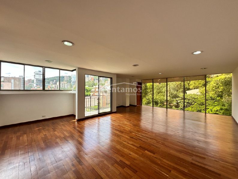 Oficina en arriendo Antioquia Medellín Astorga 60 m2 Habitaciones 0 Baños 2 Garajes 1 Precio $4700000