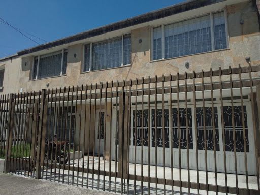 Casa en arriendo Cundinamarca Bogotá El Salitre 420 m2 Habitaciones 8 Baños 5 Garajes 4 Precio $7530000