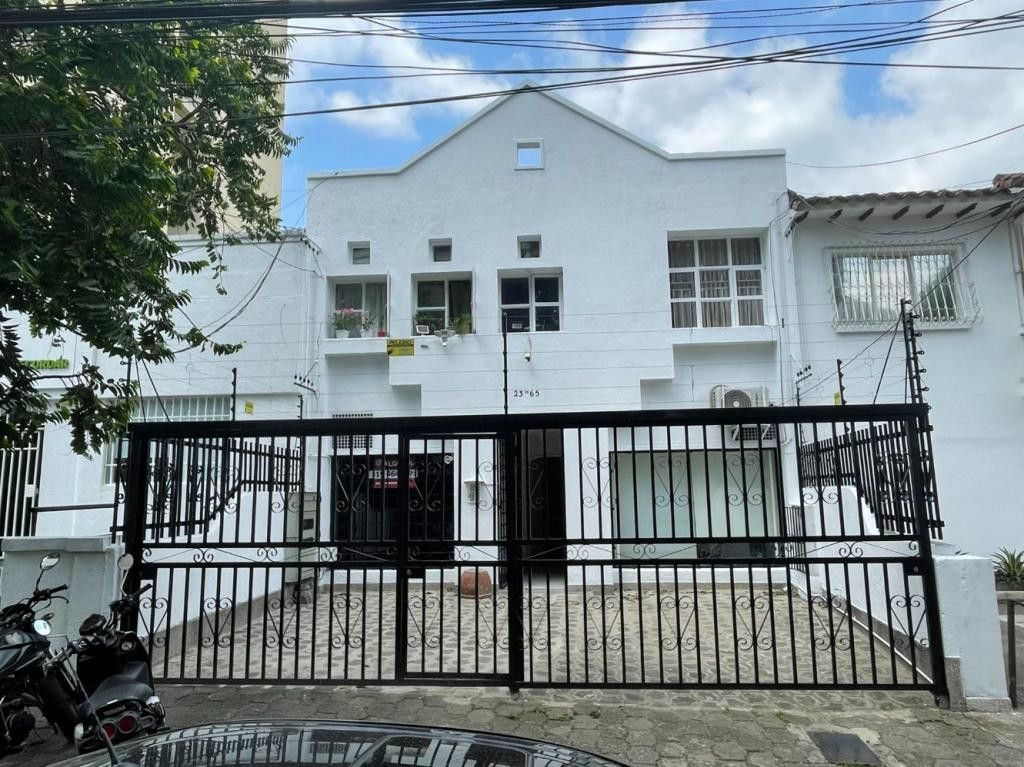 Local en arriendo Valle Del Cauca Cali San Vicente 40 m2 Habitaciones 0 Baños 1 Garajes 0 Precio $800000