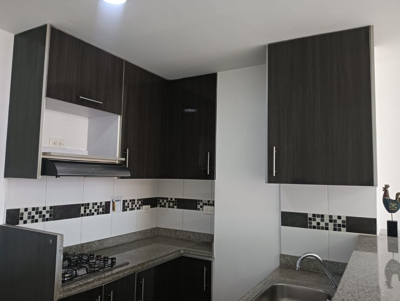 Apartamento en arriendo Antioquia Medellín El Velodromo 78 m2 Habitaciones 3 Baños 2 Garajes 1 Precio $3500000