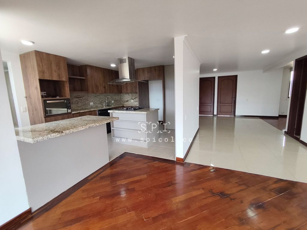 Apartamento en arriendo Antioquia Medellín El Diamante No2 195 m2 Habitaciones 3 Baños 4 Garajes 2 Precio $10200000