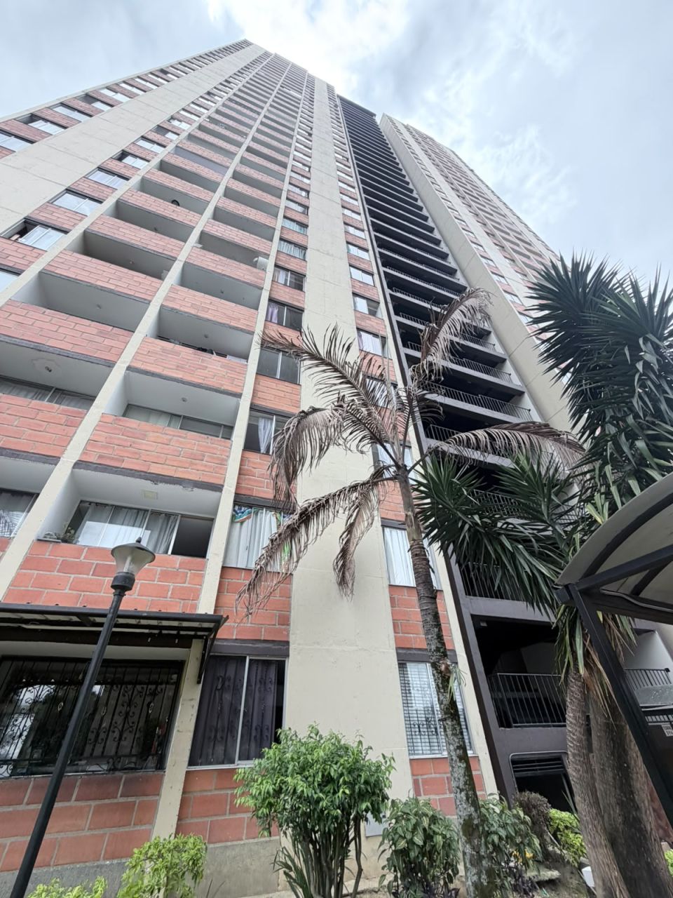 Apartamento en arriendo Antioquia Medellín Cucaracho 45 m2 Habitaciones 2 Baños 1 Garajes 0 Precio $1550000