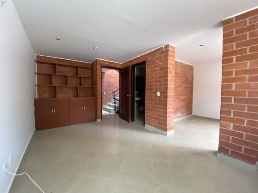 Casa en arriendo Antioquia Itagüí Santa Maria La Nueva 162 m2 Habitaciones 3 Baños 4 Garajes 2 Precio $4300000