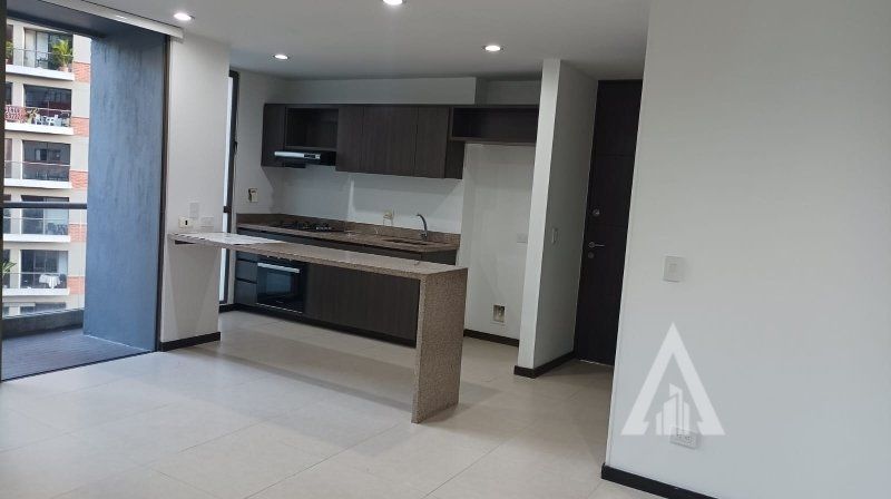 Apartamento en arriendo Antioquia Medellín Altos Del Poblado 80 m2 Habitaciones 3 Baños 2 Garajes 0 Precio $5000000