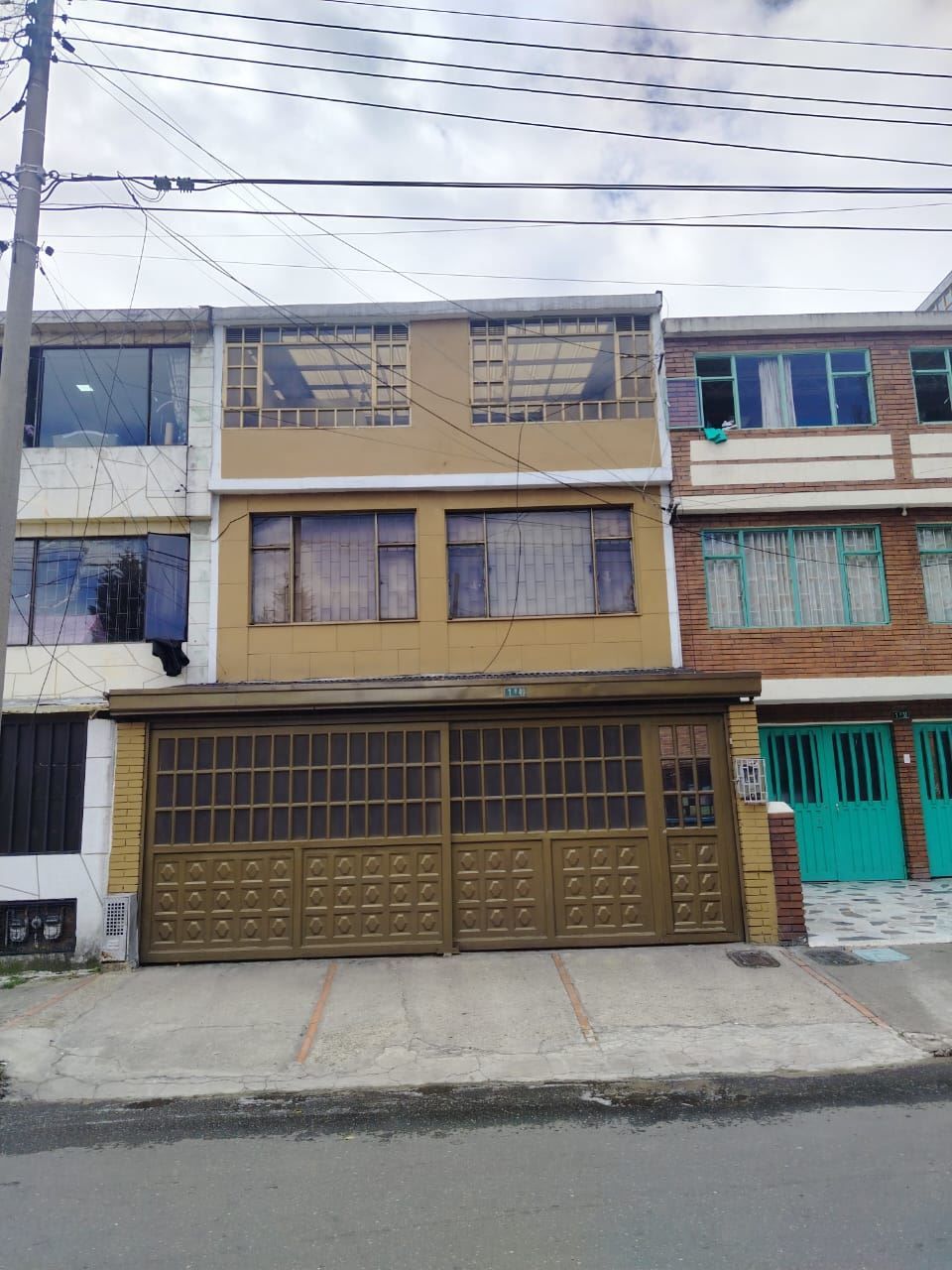 Casa en venta Cundinamarca Bogotá La Estrada 120 m2 Habitaciones 5 Baños 4 Garajes 2 Precio $700000000