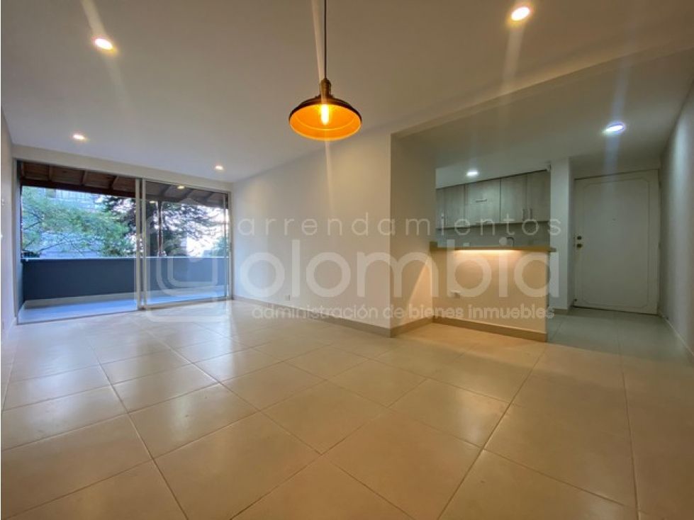 Apartamento en arriendo Antioquia Medellín Urbanizacion Sorrento 95 m2 Habitaciones 3 Baños 3 Garajes 1 Precio $3500000