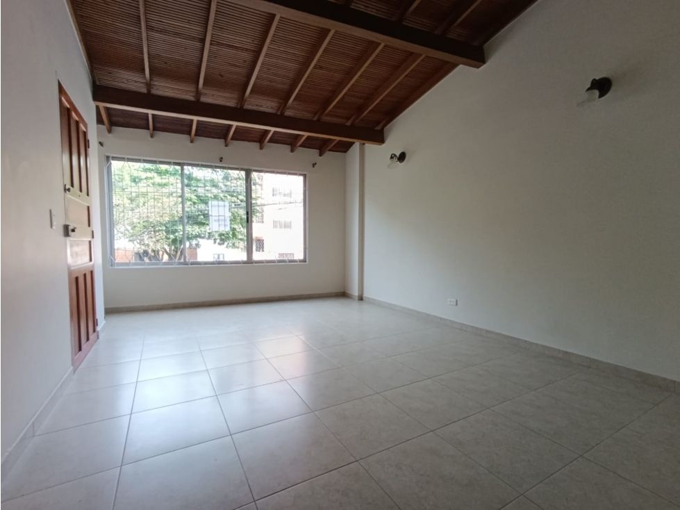 Casa en arriendo Antioquia Medellín Calasanz 132 m2 Habitaciones 3 Baños 2 Garajes 0 Precio $3300000