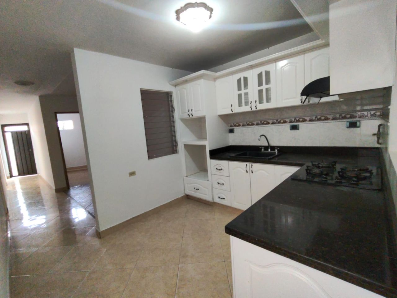Apartamento en arriendo Antioquia Medellín Florida Nueva 120 m2 Habitaciones 3 Baños 2 Garajes 0 Precio $3000000