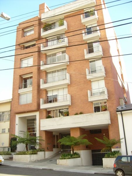 Apartamento en arriendo Cundinamarca Bogotá La Salle 96 m2 Habitaciones 3 Baños 2 Garajes 2 Precio $5000000
