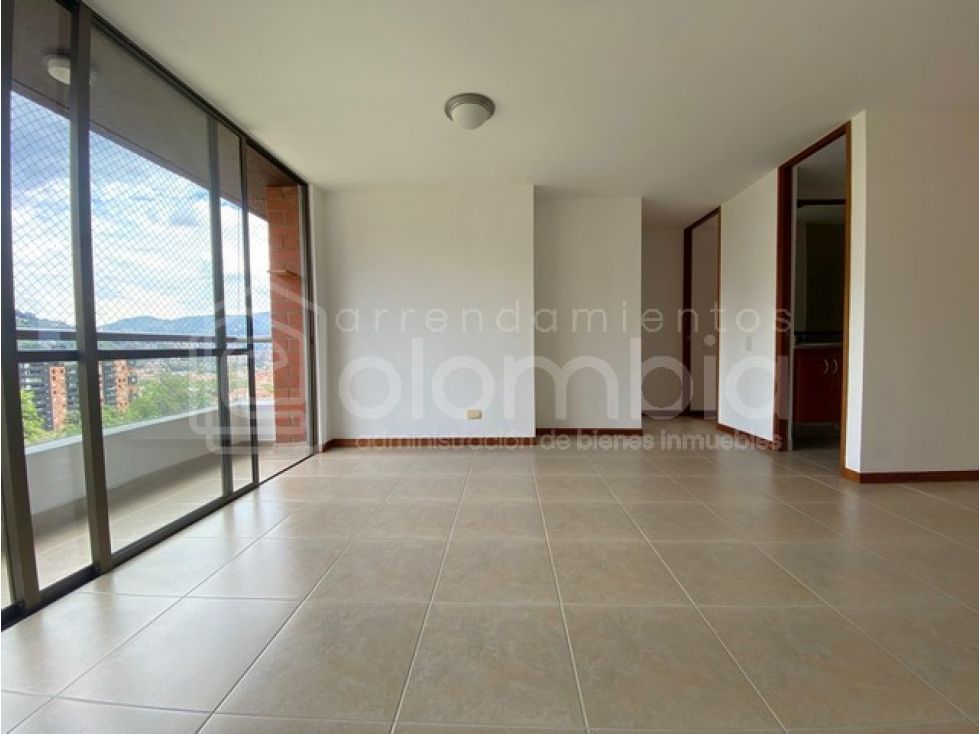 Apartamento en arriendo Antioquia Envigado La Inmaculada 65 m2 Habitaciones 2 Baños 2 Garajes 1 Precio $3300000